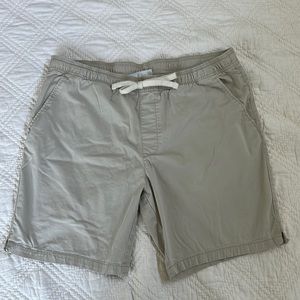 Goodfellow khaki shorts L